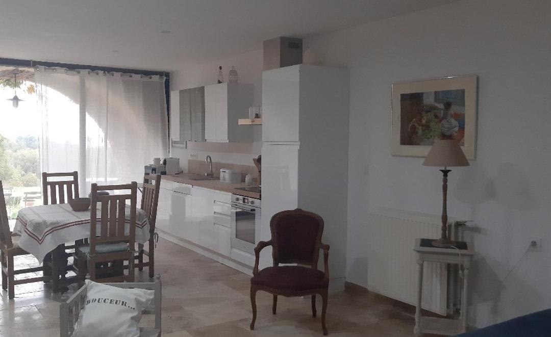 Charmant Studio Dans Maison D'Hote Dans Un Ecrin De Verdure Saint-Martin-le-Redon Bagian luar foto